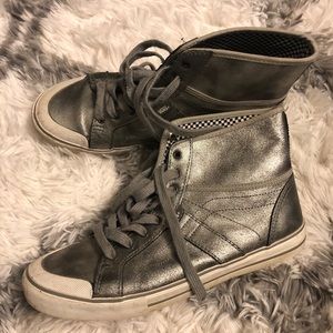 Silver Vans